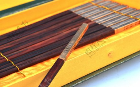 红木筷子图片