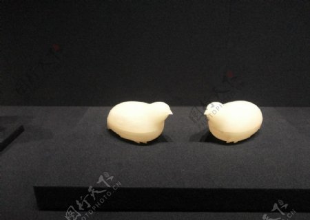 上海博物馆藏品白玉鸟图片
