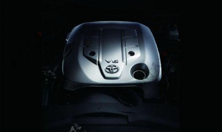 锐志V6发动机图片