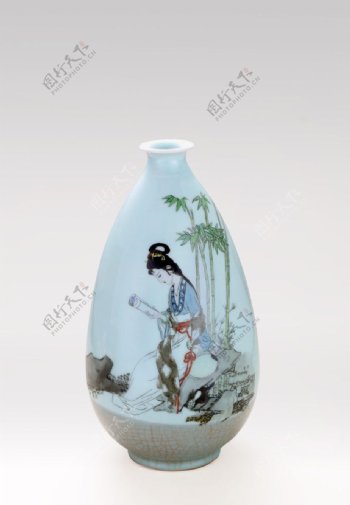 龙泉青瓷手绘瓷瓶图片