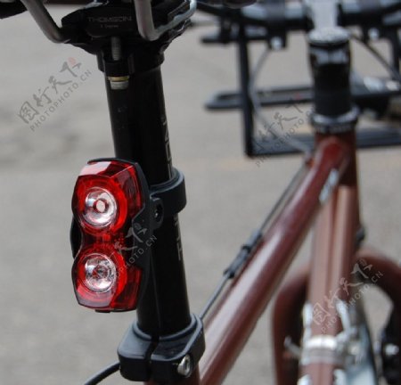 尾灯自行车灯危险灯警告灯图片