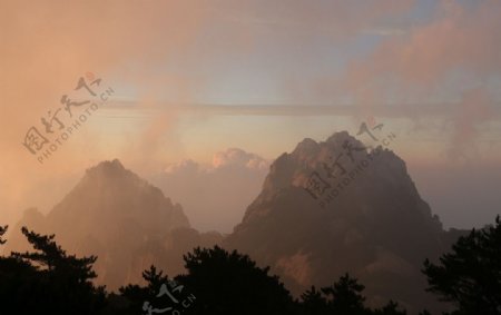 黄山夕阳图片