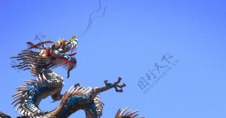 中国龙房檐雕塑图片