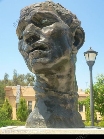 罗丹雕塑作品人体头部图片