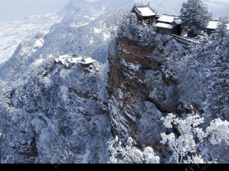 鸡峰山冬景图片