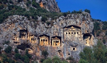 土耳其古利西亚人的峭壁石棺图片