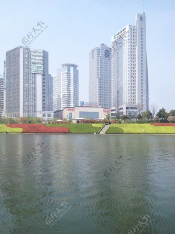 郑州高楼美丽河岸图片