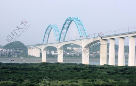宜昌宜万铁路大桥图片