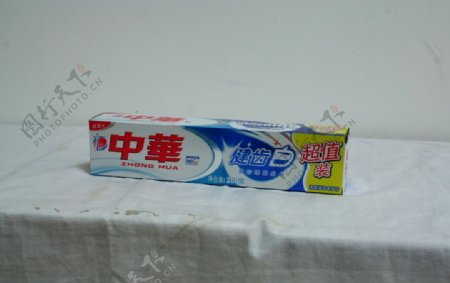 中华牙膏图片