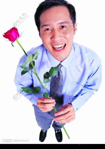 商务男士送玫瑰花图片