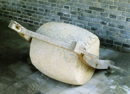 中华传统工具石碌碡图片