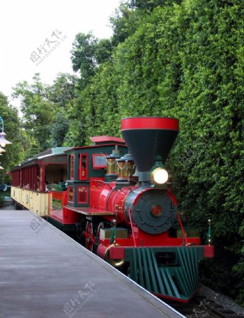 迪士尼小火车图片