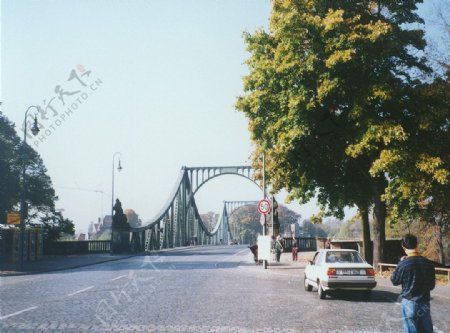 欧式建筑大桥图片