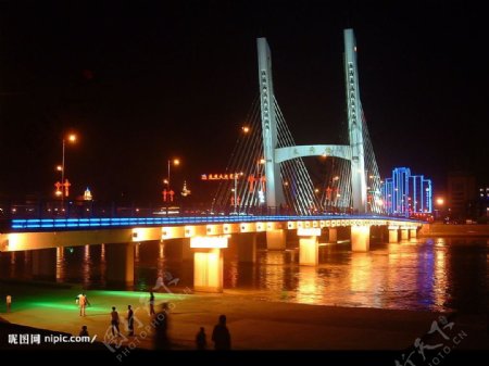永安桥夜景图片