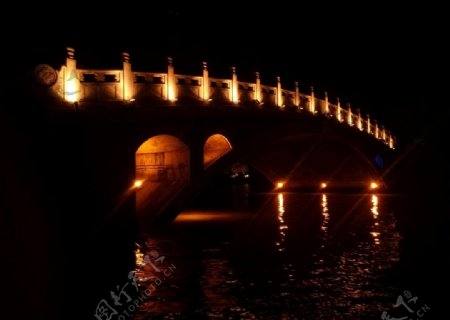 榕溪桥夜景图片