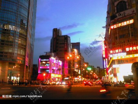 台北市区街景图片