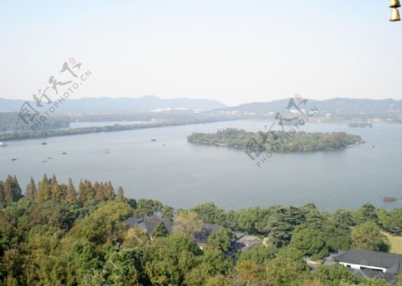 杭州西湖的远景图片