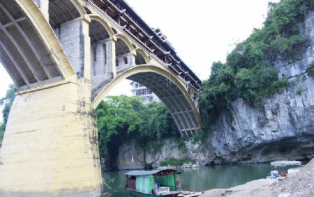 刘三姐故乡的风雨桥图片