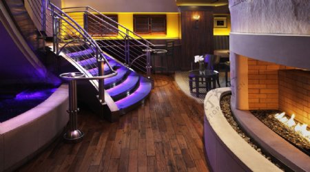 酒吧紫色楼梯图片