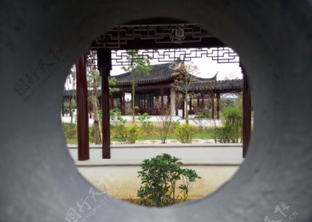 窥见中式园林建筑图片