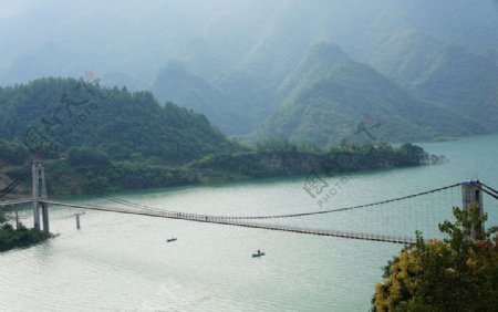 乌江第一索桥图片