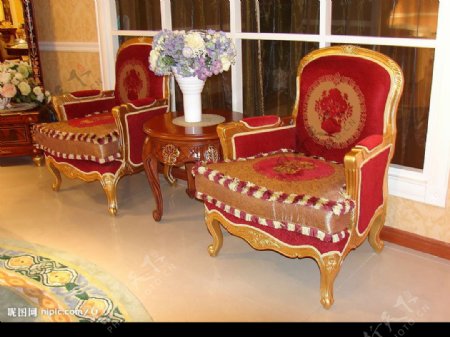 经典欧式家具单人沙发茶几一组图片