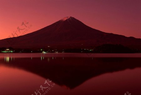 富士山黄昏图片