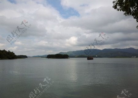 木兰湖晨曦图片