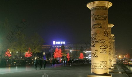 中国夜景大雁塔广场图片