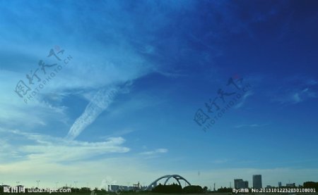 东方体育中心的天空图片