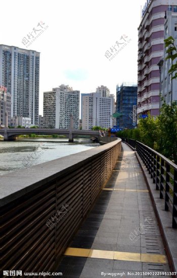 苏州河亲水走廊图片