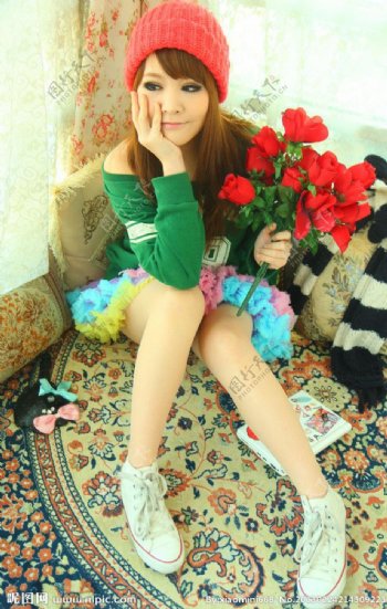 歌手艾绮恩绿野仙踪写真可爱图片