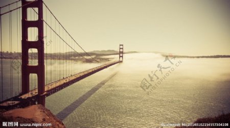 海平面大桥图片
