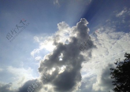 云与光图片