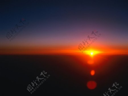 夕阳朝阳图片