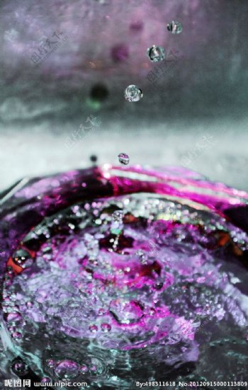 紫色水滴图片