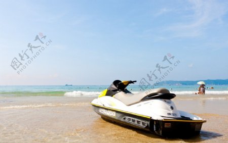 海南亚龙湾风景区摩托艇图片