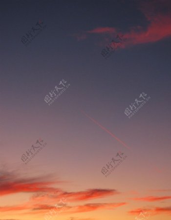 夕阳天空图片