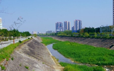 绿色渠沟河流建筑图片