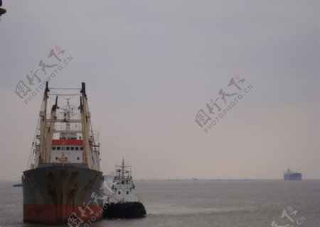 长江海洋港口船图片