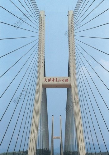 重庆大佛寺长江大桥图片