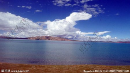 西藏高原湖泊图片