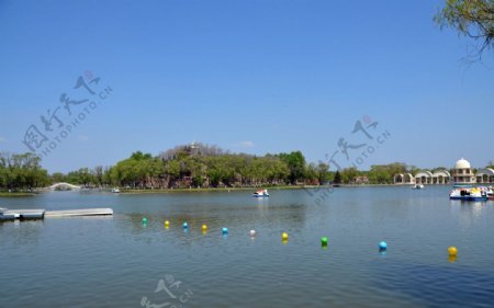 太阳岛景观湖图片