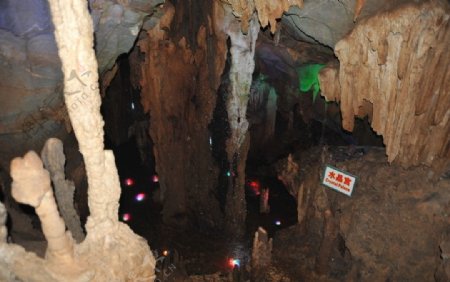 桂林水晶洞图片
