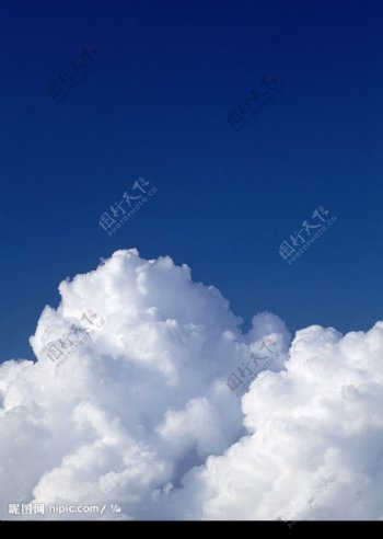 空中白云图片