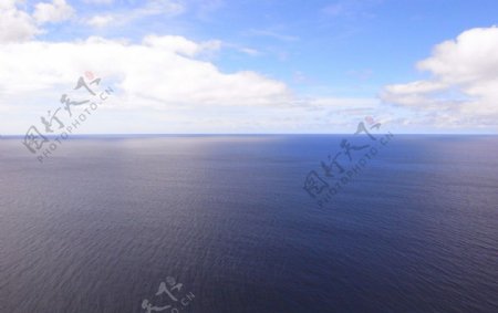 关岛蓝天白云图片