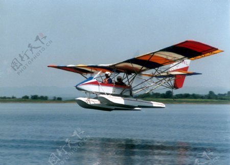 超轻型水上飞机A2C图片