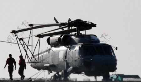 美制武装直升机图片