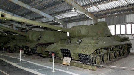 苏联斯大林2坦克图片