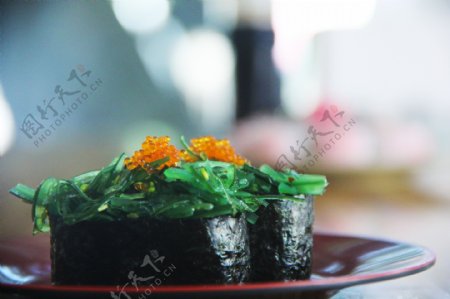 海草寿司图片